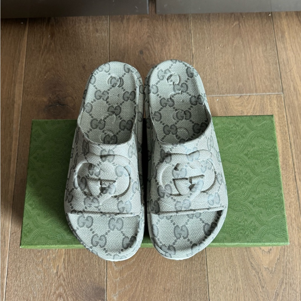 Gucci Miami slides mens 12 including dust bags